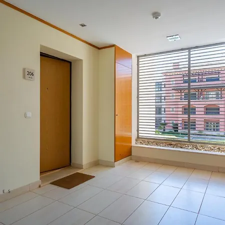 Greice Homes-luxury 2 Bed En-suite With Pool & Golf View