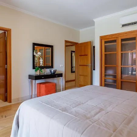 Greice Homes-luxury 2 Bed En-suite With Pool & Golf View
