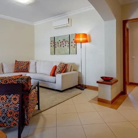 Greice Homes-luxury 2 Bed En-suite With Pool & Golf View *